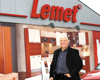 Lemet a încheiat 2012 cu creștere de 20 de procente şi o rețea de retail de 65.000 de mp